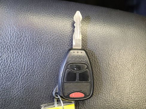 Used 2015 Jeep Patriot Limited w/ Sun/Sound Group image 32