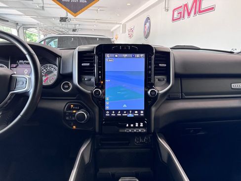 Used 2023 RAM 1500 Big Horn AWD/4WD image 18