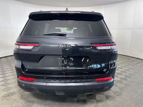 Used 2024 Jeep Grand Cherokee L Altitude image 4