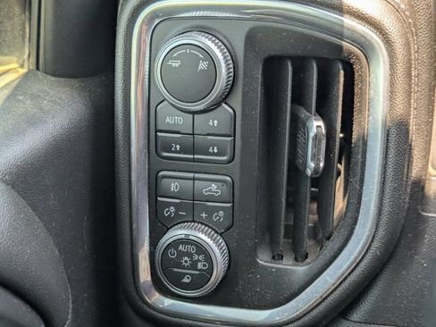 Used 2019 GMC Sierra 1500 SLT w/ SLT Premium Package AWD/4WD image 12