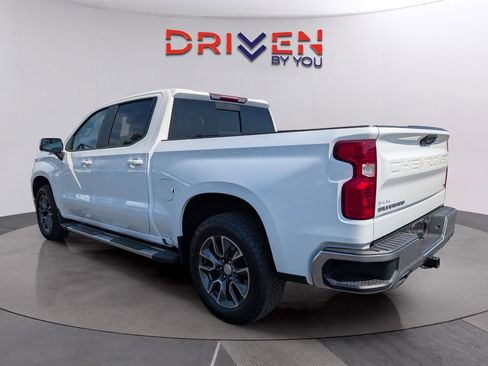 Used 2023 Chevrolet Silverado 1500 LT image 3