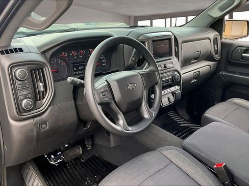 Used 2022 Chevrolet Silverado 1500 Custom Trail Boss AWD/4WD image 17
