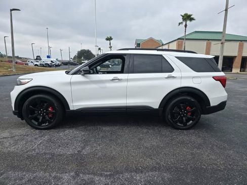 Used 2024 Ford Explorer ST w/ Equipment Group 401A image 8