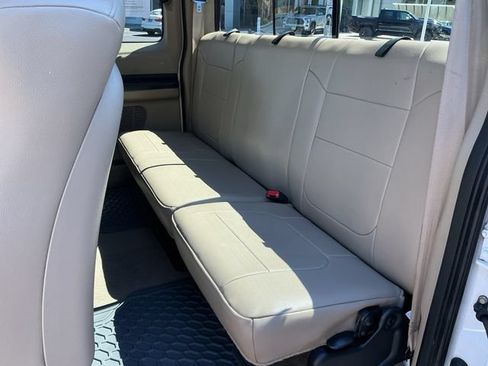 Used 2006 Ford F350 Lariat AWD/4WD image 22