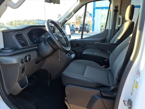 Used 2024 Ford Transit 350 XLT image 19