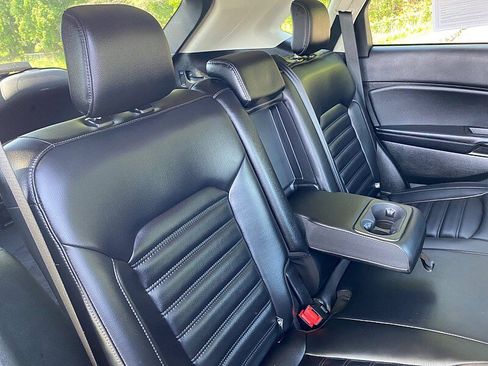 Used 2022 Ford Edge SEL w/ Convenience Package AWD/4WD image 38