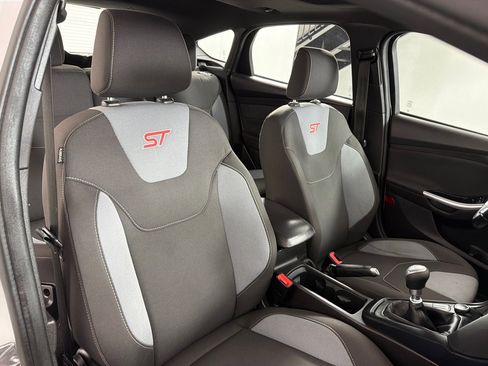 Used 2016 Ford Focus ST FWD image 24