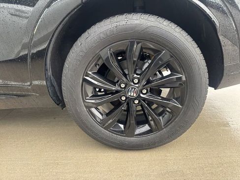 Used 2025 Buick Envista Sport Touring FWD image 13