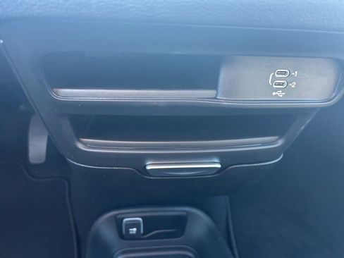 New 2026 Chrysler Pacifica Select image 25