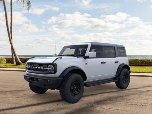 New 2026 Ford Bronco Outer Banks AWD/4WD image 1