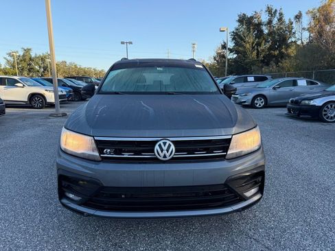 Used 2020 Volkswagen Tiguan SE R-Line image 2