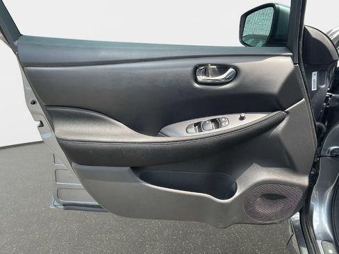 Used 2023 Nissan Leaf S FWD image 15