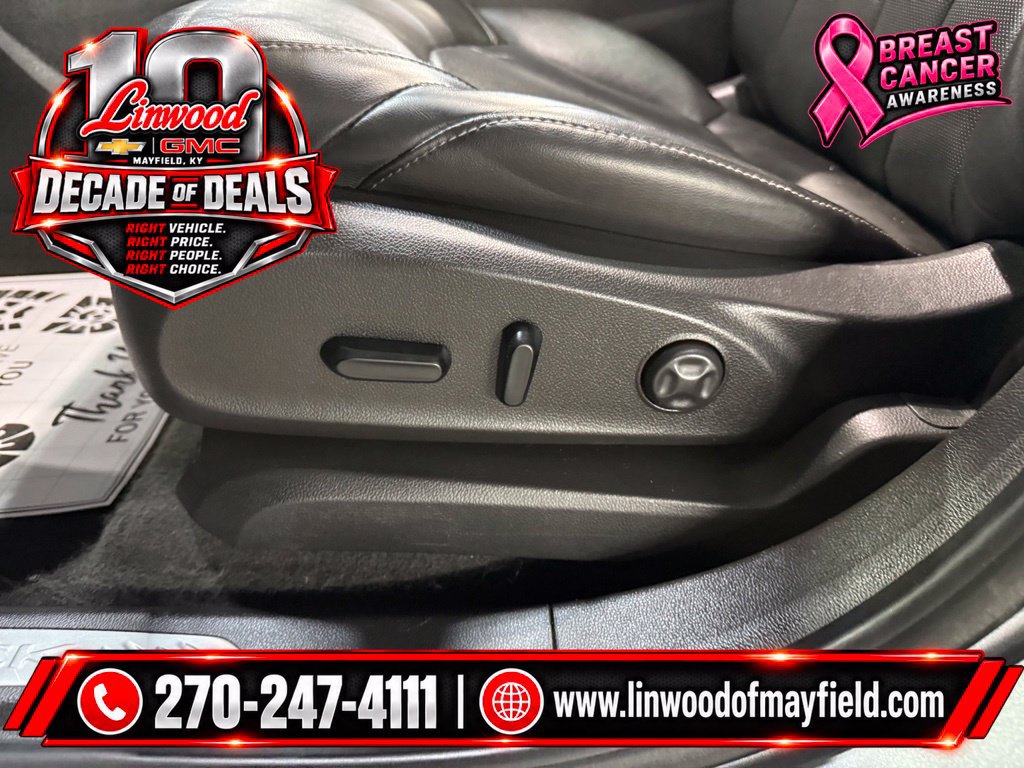 Used 2019 Buick Envision Essence FWD image 19