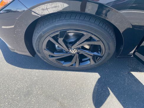 New 2025 Volkswagen Jetta SE image 25