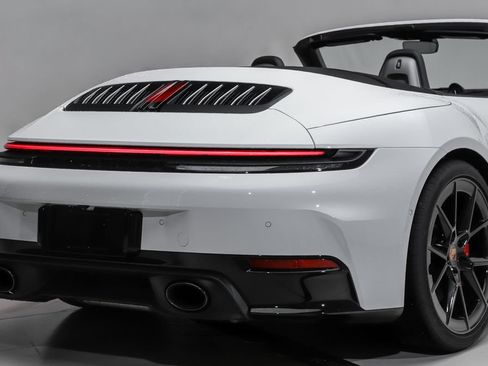 Used 2026 Porsche 911 Carrera 4S AWD/4WD image 4