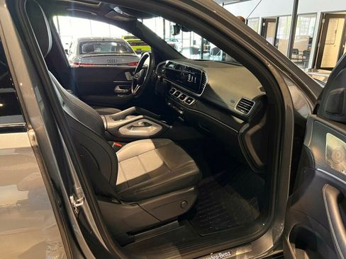 Used 2023 Mercedes-Benz GLS 450 4MATIC w/ AMG Line Exterior image 35
