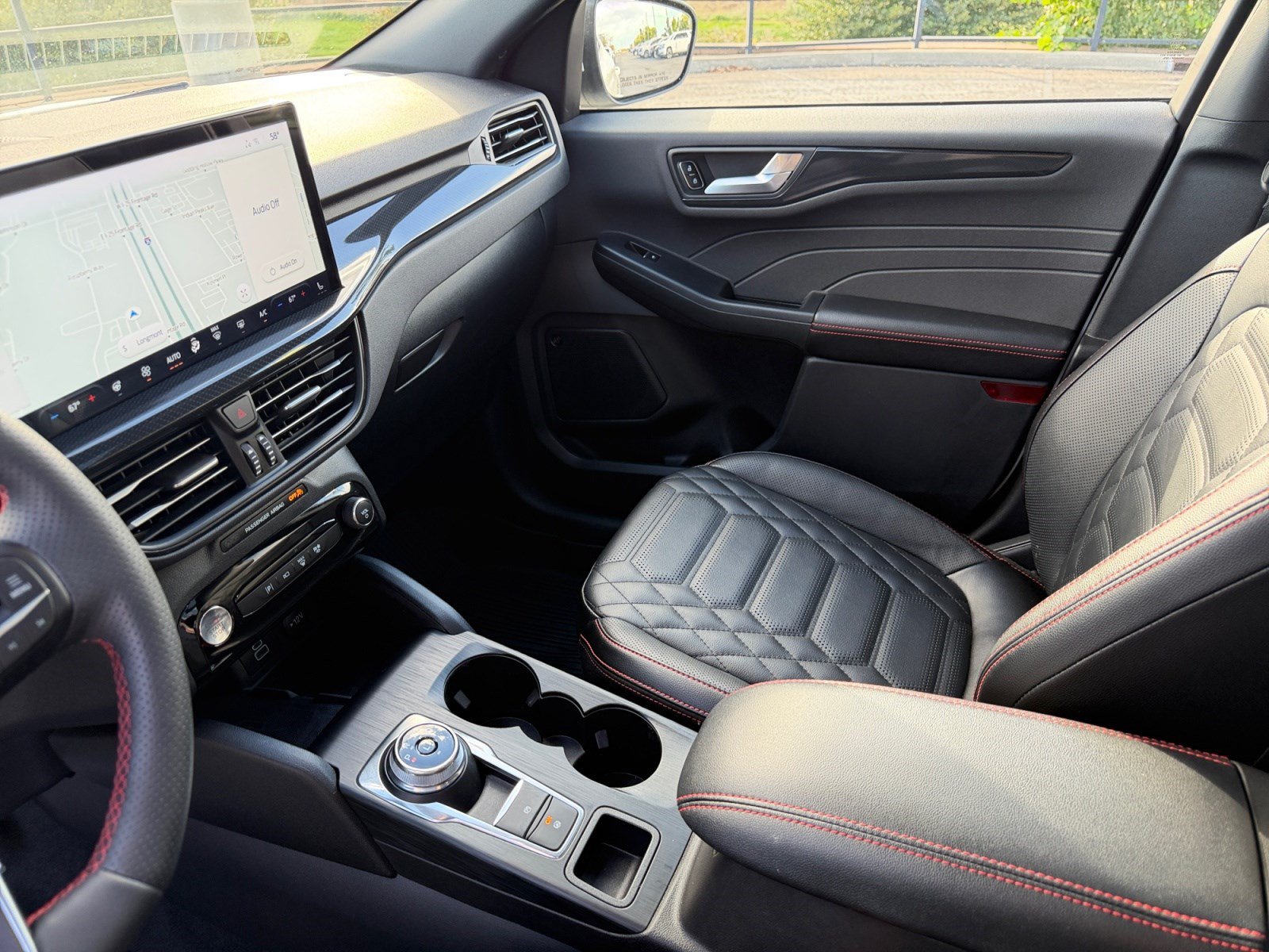 Used 2024 Ford Escape ST-Line Elite w/ Premium Technology Package AWD/4WD image 15