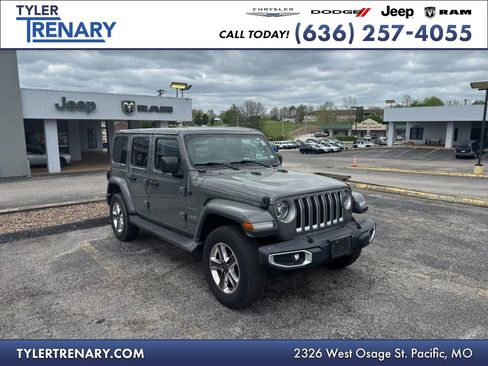 Used 2020 Jeep Wrangler Unlimited Sahara image 1