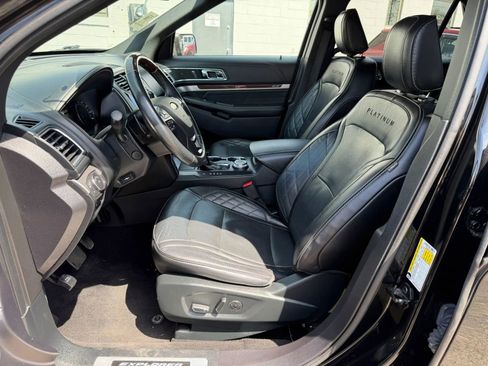 Used 2018 Ford Explorer Platinum AWD/4WD image 7