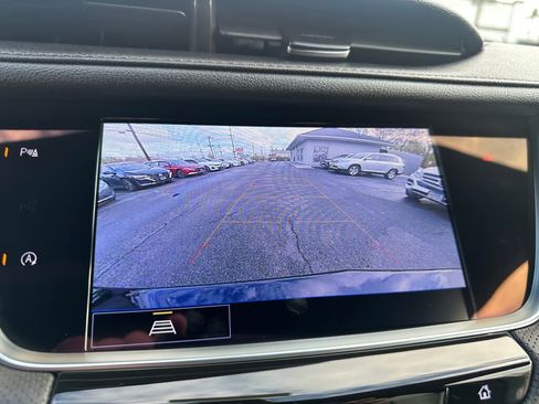 Used 2022 Cadillac XT5 Luxury image 19