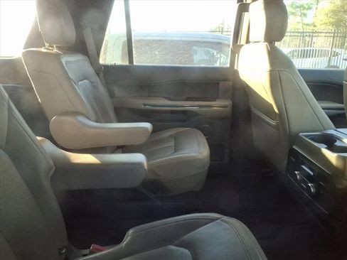 Used 2019 Ford Expedition Limited w/ Equipment Group 301A image 10