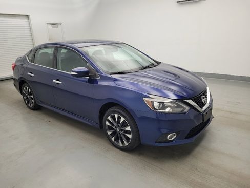 Used 2017 Nissan Sentra SR w/ SR Premium Technology Package FWD image 11