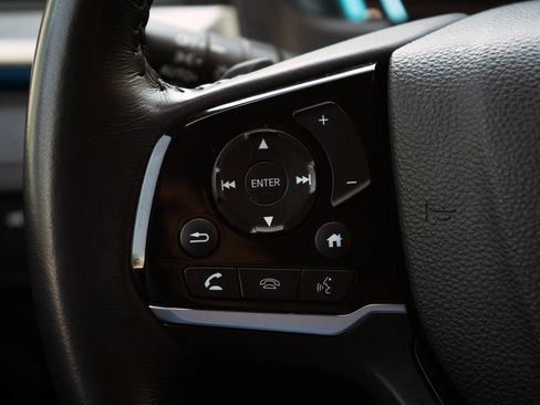 Used 2023 Honda Odyssey Touring image 21