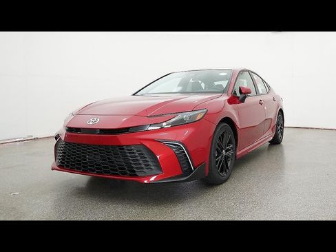 Used 2026 Toyota Camry SE FWD image 21