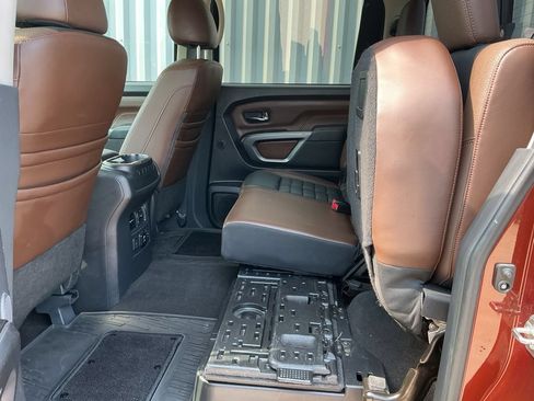 Used 2018 Nissan Titan Platinum Reserve w/ Platinum Utility Package AWD/4WD image 21