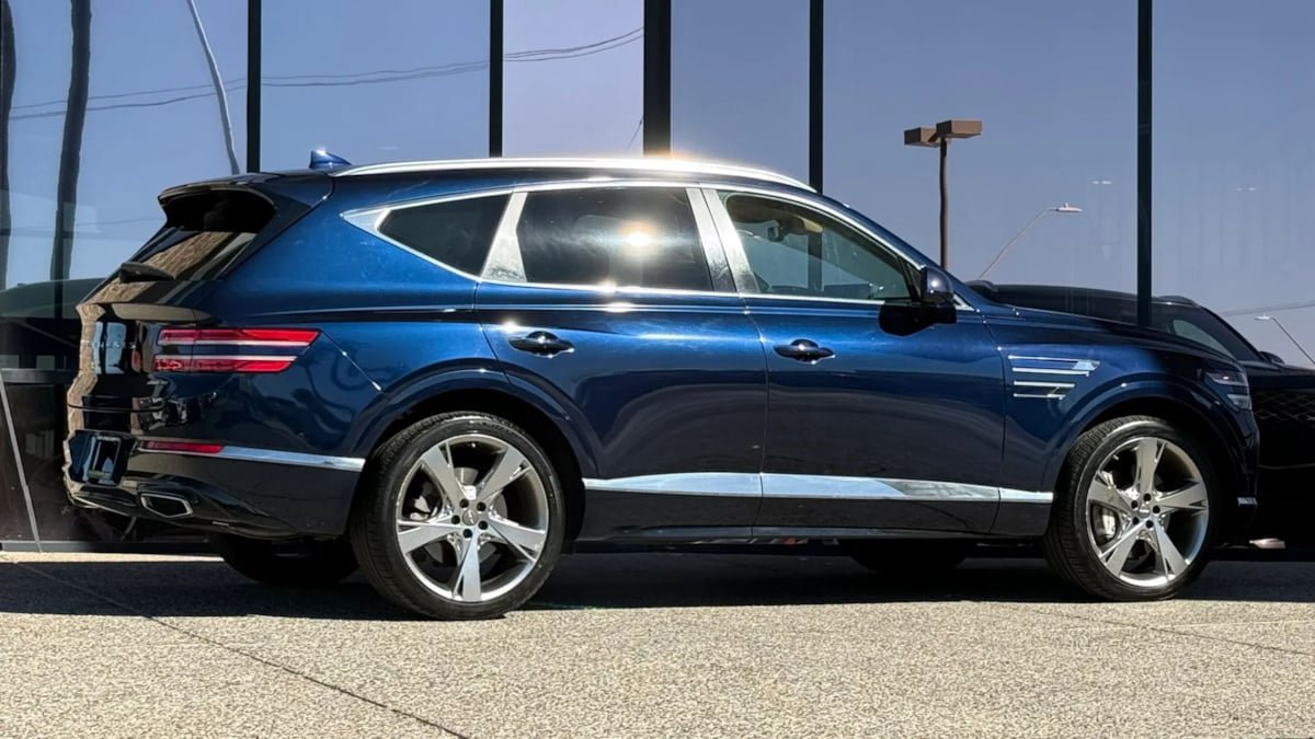 Used 2021 Genesis GV80 3.5T w/ Prestige Package 07 AWD/4WD image 13