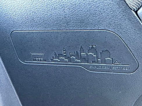 New 2025 Ford Explorer Active w/ Active Comfort Package image 10