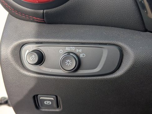 Used 2022 Chevrolet Blazer RS w/ Enhanced Convenience Package image 42