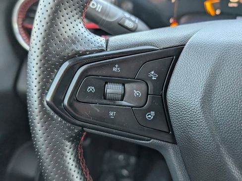 Certified 2025 Chevrolet Trax RS w/ Driver Confidence Package image 20