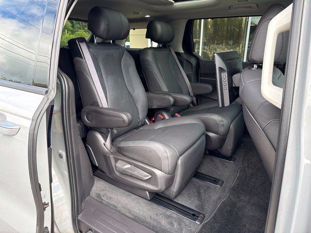 Used 2026 Kia Carnival SX Prestige FWD image 29