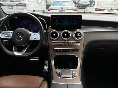 Used 2022 Mercedes-Benz GLC 300 image 14