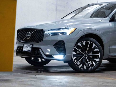 New 2026 Volvo XC60 B5 Ultra w/ Protection Package Premier image 2