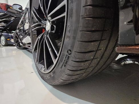 Used 2014 Aston Martin Vanquish Volante image 51