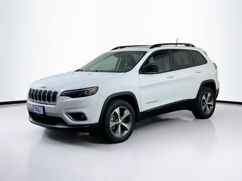 Used 2022 Jeep Cherokee Limited image 1