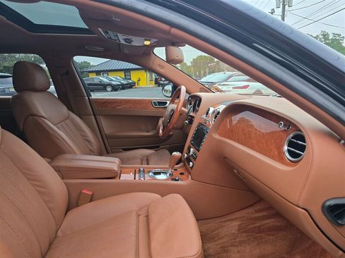 Used 2006 Bentley Flying Spur Flying Spur AWD/4WD image 28
