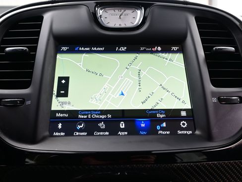 Used 2023 Chrysler 300 C image 21