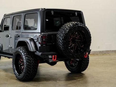 Used 2024 Jeep Wrangler Unlimited Rubicon w/ XTREMEE 35" Tire Package AWD/4WD image 46
