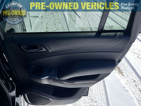 Used 2017 GMC Yukon SLT w/ Open Road Package image 31