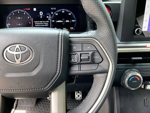 Used 2026 Toyota Tacoma TRD Sport AWD/4WD image 11