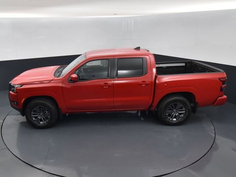 Certified 2025 Nissan Frontier SV w/ SV Convenience Package image 32