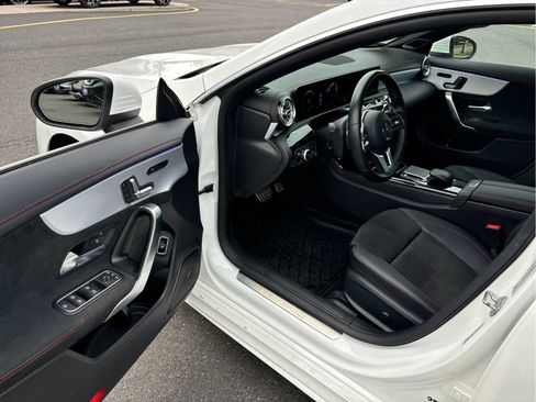 Used 2021 Mercedes-Benz CLA 250 4MATIC image 7
