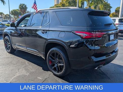 Used 2023 Chevrolet Traverse Premier w/ Redline Edition FWD image 5