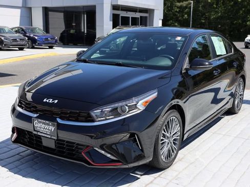 Used 2023 Kia Forte GT-Line w/ GT-Line Premium Package FWD image 1