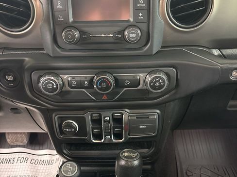 Used 2020 Jeep Wrangler Unlimited Sport S image 13