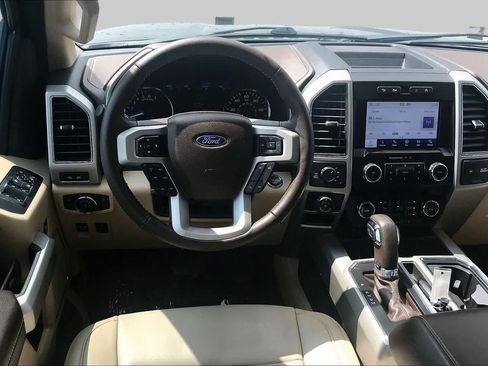 Used 2019 Ford F150 Lariat AWD/4WD image 6