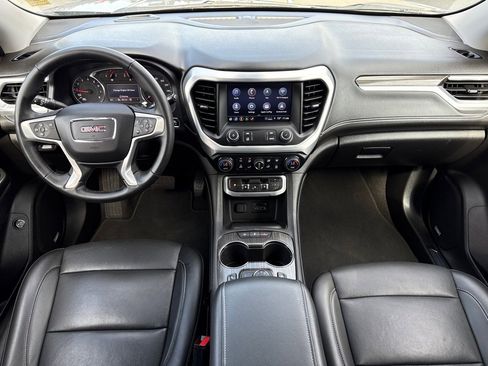 Used 2023 GMC Acadia SLT image 26